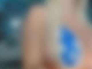 adrianna777's Live Sex Cam Show
