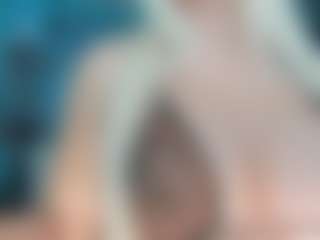 adrianna777's Live Sex Cam Show