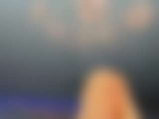 adrianna777's Live Sex Cam Show