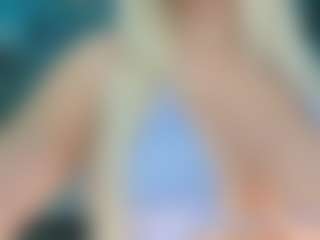 adrianna777's Live Sex Cam Show