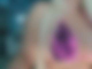 adrianna777's Live Sex Cam Show