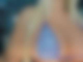 adrianna777's Live Sex Cam Show