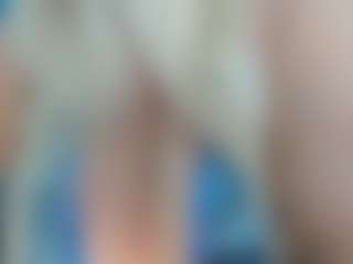 adrianna777's Live Sex Cam Show