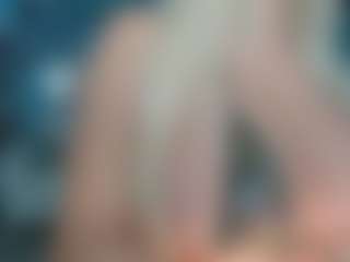 adrianna777's Live Sex Cam Show