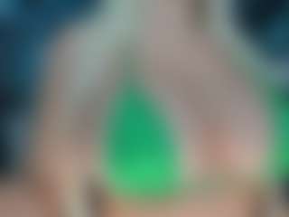 adrianna777's Live Sex Cam Show