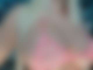 adrianna777's Live Sex Cam Show