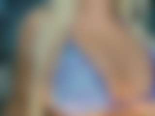 adrianna777's Live Sex Cam Show