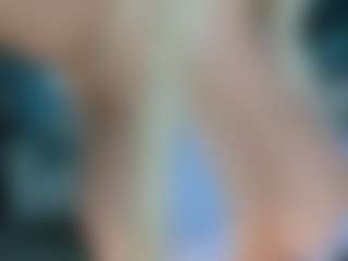 adrianna777's Live Sex Cam Show