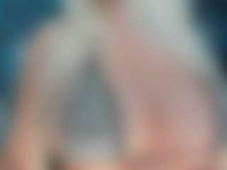 adrianna777's Live Sex Cam Show