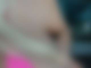 adrianna777's Live Sex Cam Show