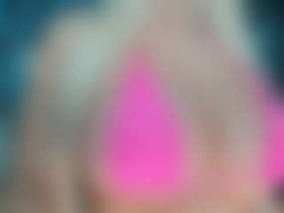 adrianna777's Live Sex Cam Show