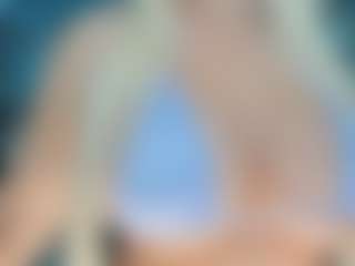 adrianna777's Live Sex Cam Show