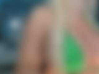 adrianna777's Live Sex Cam Show