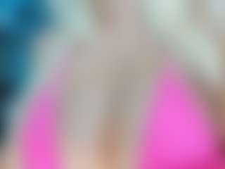 adrianna777's Live Sex Cam Show