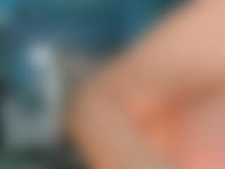 adrianna777's Live Sex Cam Show