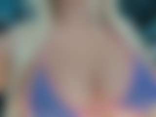 adrianna777's Live Sex Cam Show
