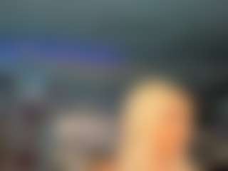 adrianna777's Live Sex Cam Show