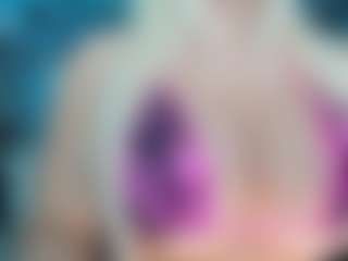 adrianna777's Live Sex Cam Show
