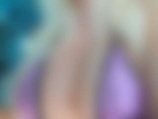adrianna777's Live Sex Cam Show