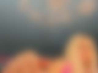 adrianna777's Live Sex Cam Show