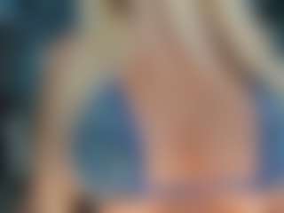 adrianna777's Live Sex Cam Show