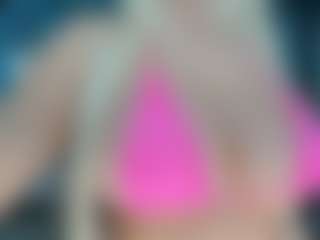 adrianna777's Live Sex Cam Show