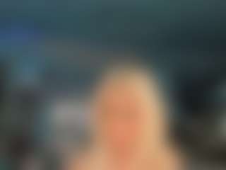 adrianna777's Live Sex Cam Show
