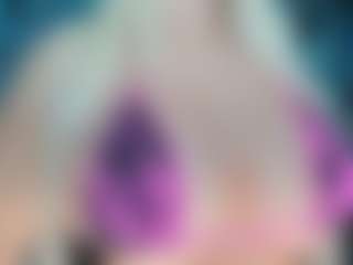 adrianna777's Live Sex Cam Show
