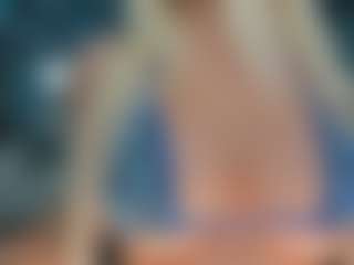 adrianna777's Live Sex Cam Show