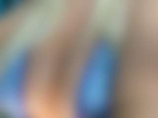 adrianna777's Live Sex Cam Show