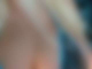 adrianna777's Live Sex Cam Show