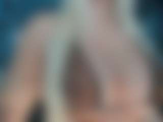 adrianna777's Live Sex Cam Show