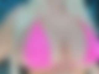 adrianna777's Live Sex Cam Show