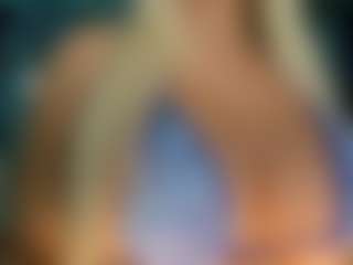 adrianna777's Live Sex Cam Show
