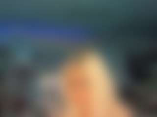 adrianna777's Live Sex Cam Show
