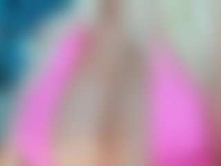 adrianna777's Live Sex Cam Show