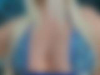 adrianna777's Live Sex Cam Show