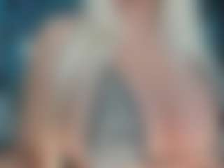 adrianna777's Live Sex Cam Show