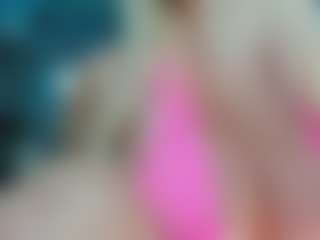 adrianna777's Live Sex Cam Show
