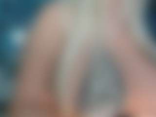 adrianna777's Live Sex Cam Show