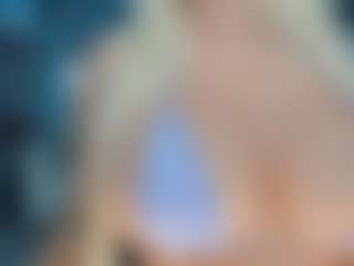 adrianna777's Live Sex Cam Show