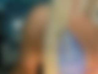 adrianna777's Live Sex Cam Show