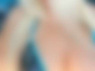 adrianna777's Live Sex Cam Show