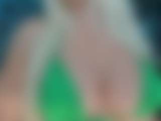 adrianna777's Live Sex Cam Show