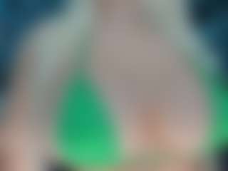 adrianna777's Live Sex Cam Show