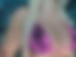 adrianna777's Live Sex Cam Show