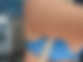 adrianna777's Live Sex Cam Show