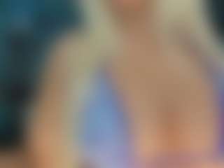 adrianna777's Live Sex Cam Show