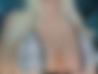 adrianna777's Live Sex Cam Show