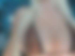 adrianna777's Live Sex Cam Show